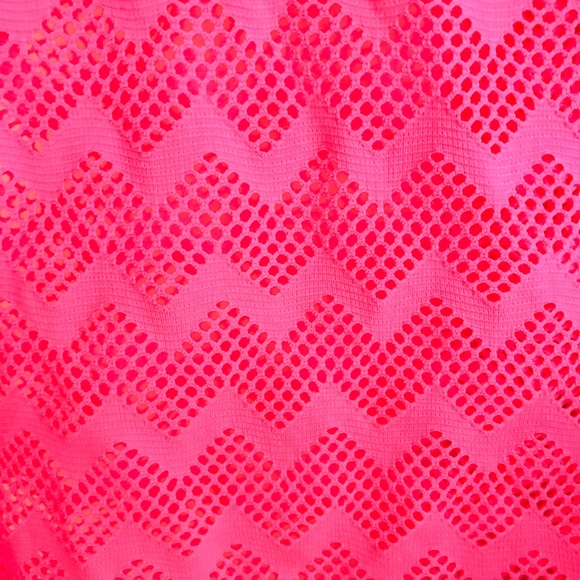 PINK Victoria Secret Chevron Mesh Racerback Tank M - Picture 3 of 8
